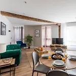 公寓 Vivienda Turistica Plaza De Tres Pilares 毕尔巴鄂