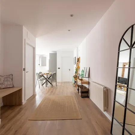 Vivienda Turistica Plaza De Tres Pilares Lägenhet