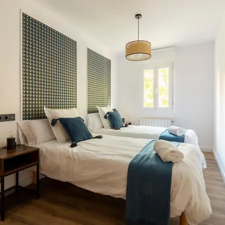 Vivienda Turistica Plaza De Tres Pilares