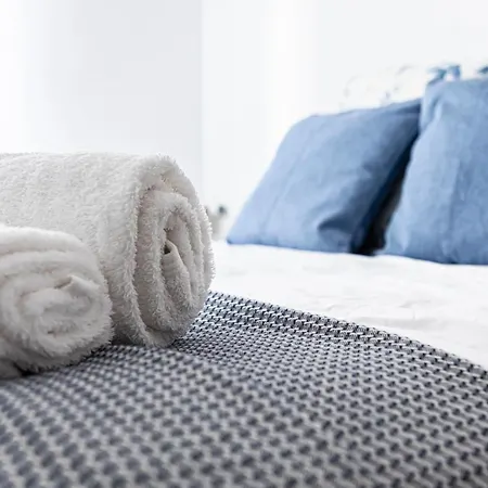 Vivienda Turistica Plaza De Tres Pilares *