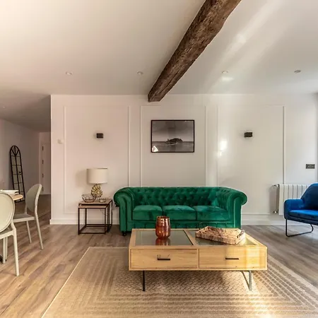 Vivienda Turística Plaza De Tres Pilares Bilbau