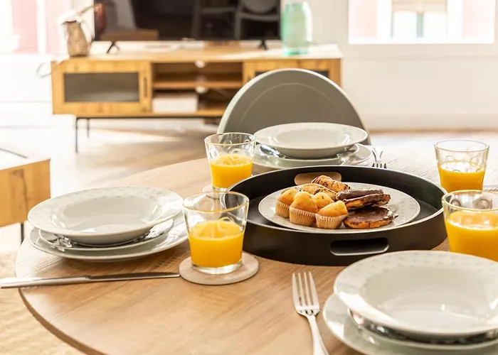 Vivienda Turistica Plaza De Tres Pilares Apartament *