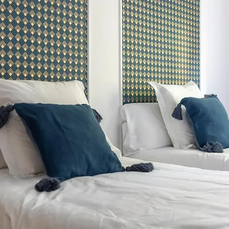 Vivienda Turistica Plaza De Tres Pilares