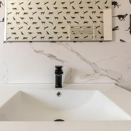 Vivienda Turistica Plaza De Tres Pilares Appartamento Bilbao